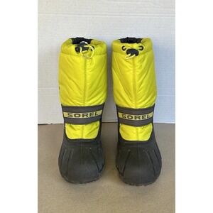 Sorel Fluorescent Yellow And Black Snow Boots Men's Size 6 Women's Size 8
